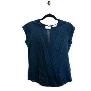 Ro & De Navy blue short sleeve blouse top.  Has a sheer v neck panel in the fron